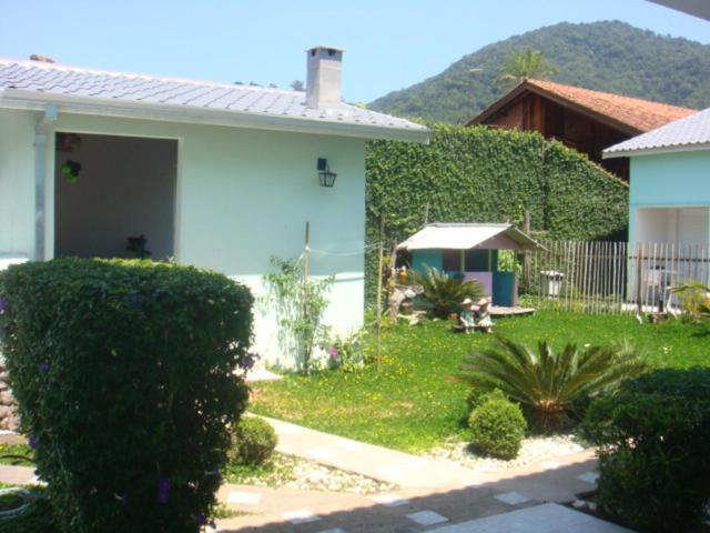 Kitnets & Flats Villa Ubatuba Bagian luar foto