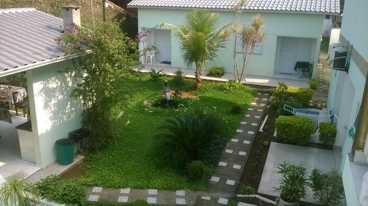 Kitnets & Flats Villa Ubatuba Bagian luar foto
