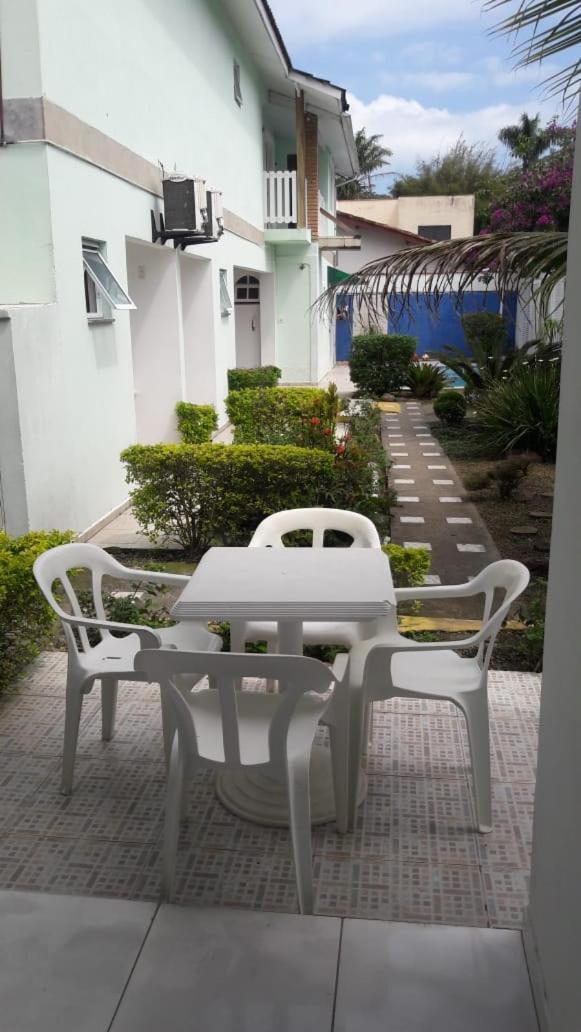 Kitnets & Flats Villa Ubatuba Bagian luar foto